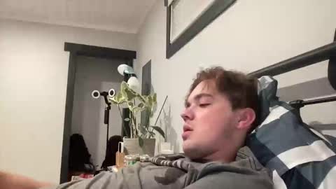 justsoboredlol online show from October 22, 6:24 am