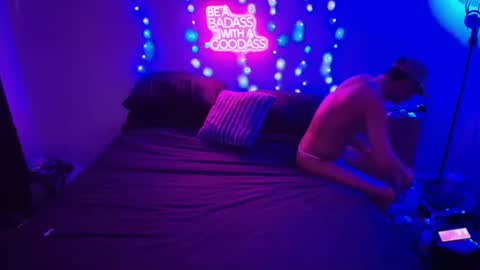 Snapshot of justwannalookgood4ya chatting on January 18, 4:10 pm Eetantungfuk Mias online show from January 18, 4:10 pm