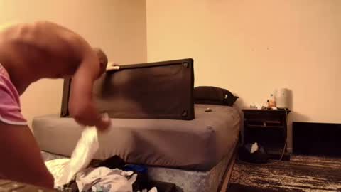 Snapshot of justwannalookgood4ya chatting on January 30, 3:33 am Eetantungfuk Mias online show from January 30, 3:33 am