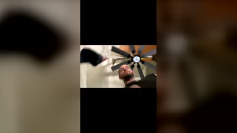 jwallsjr1987 online show from May 19, 9:43 pm