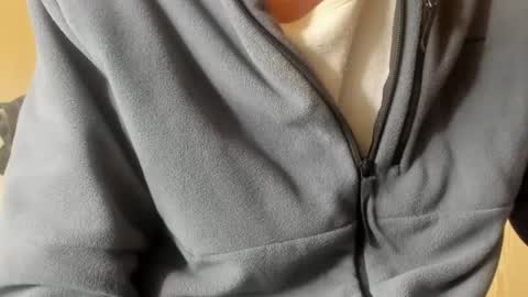 Im Jy online show from March 23, 10:08 am