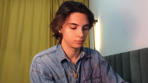 Snapshot of k0sta_32 chatting on January 21, 12:07 pm k0sta online show from January 21, 12:07 pm
