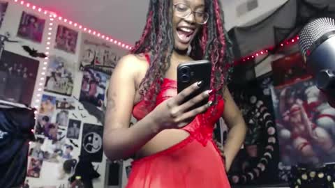 Aki Kim online show from March 9, 1:59 pm