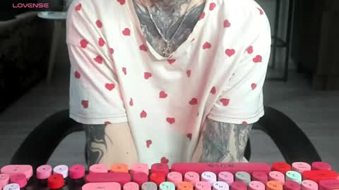 Alice online show from April 12, 11:04 am