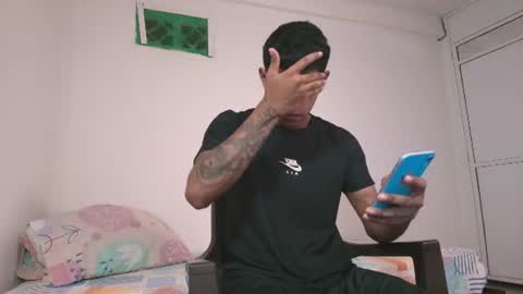 k_florez online show from July 28, 9:37 am