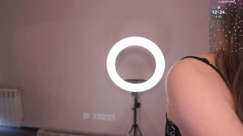 Amely online show from January 21, 4:32 am