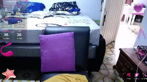 Snapshot of kaarlaa_ chatting on July 8, 6:45 pm Karla online show from July 8, 6:45 pm