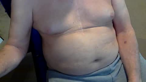 Snapshot of kabar66 chatting on December 9, 8:23 pm kabar66 online show from December 9, 8:23 pm