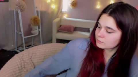 Snapshot of kacey_love chatting on May 5, 6:32 am Kacey online show from May 5, 6:32 am