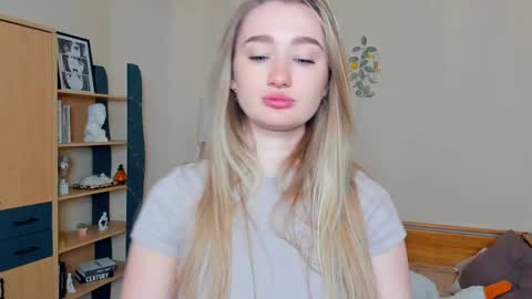 Alice online show from May 2, 7:24 am