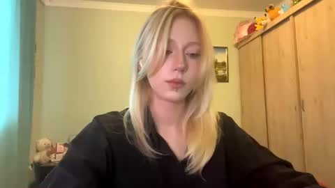 Snapshot of kacicasal chatting on June 29, 2:28 pm Mia 1st day here online show from June 29, 2:28 pm