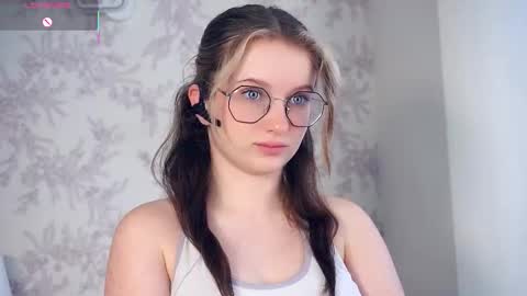 Tate online show from November 2, 8:17 am