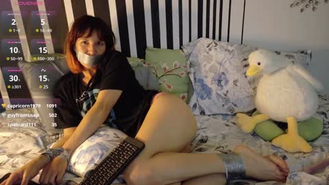 Snapshot of kad_kad chatting on January 18, 12:35 am Kanela online show from January 18, 12:35 am