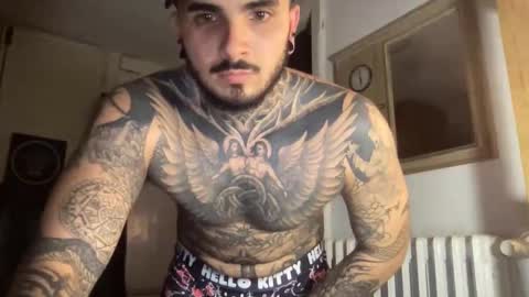 Snapshot of kadmon33 chatting on November 14, 11:46 pm kadmon33 online show from November 14, 11:46 pm