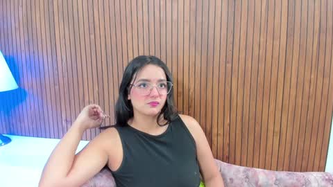 Kyelie online show from December 1, 7:58 pm