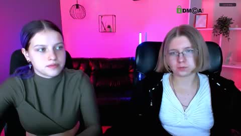 kaela_spell_ online show from February 4, 8:36 pm