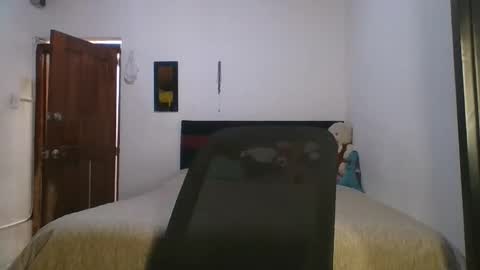 Snapshot of kahelipurple chatting on December 4, 9:45 pm KAHELIINDEPENDENT MODEL online show from December 4, 9:45 pm