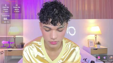 Snapshot of kai_riptide chatting on November 20, 6:29 pm Kai online show from November 20, 6:29 pm