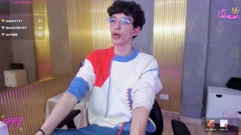 kai_tay1 online show from March 7, 7:44 pm