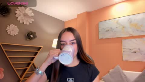 Snapshot of kaiaferreira chatting on January 27, 12:05 pm Kaia Ferreira online show from January 27, 12:05 pm
