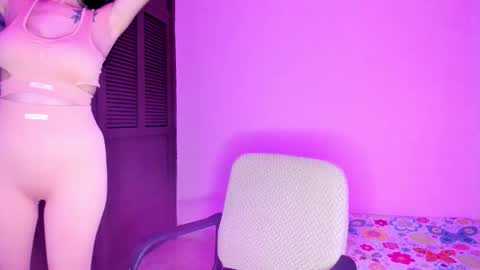 kaiahmont online show from November 11, 5:02 pm