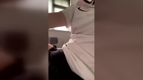 Kaidxn online show from April 26, 5:10 pm