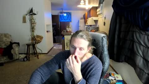 Snapshot of kaiku77 chatting on October 26, 5:24 am Kaiku77 online show from October 26, 5:24 am