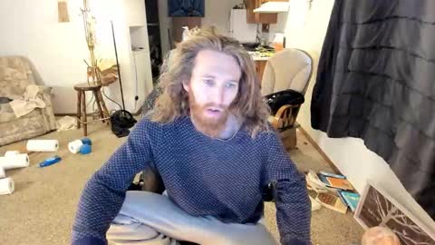 Snapshot of kaiku77 chatting on November 18, 7:07 pm Kaiku77 online show from November 18, 7:07 pm