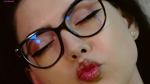 Kaila Lewis online show from April 8, 5:46 pm