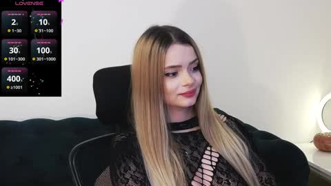 Kailyn online show from December 15, 8:04 pm