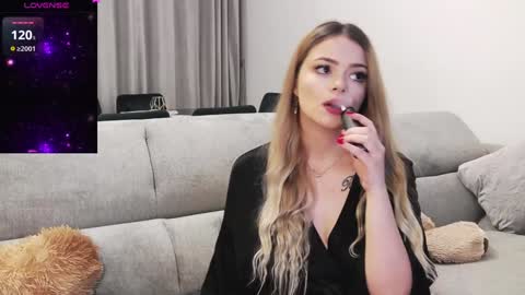 Kailyn online show from January 16, 8:36 pm