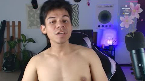 Snapshot of kain_moretti chatting on March 22, 1:42 am KAIN online show from March 22, 1:42 am