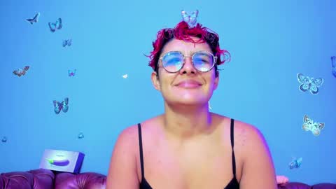 kaira_mosse_ online show from May 14, 11:39 am