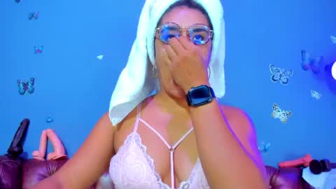 kaira_mosse_ online show from June 28, 11:38 am