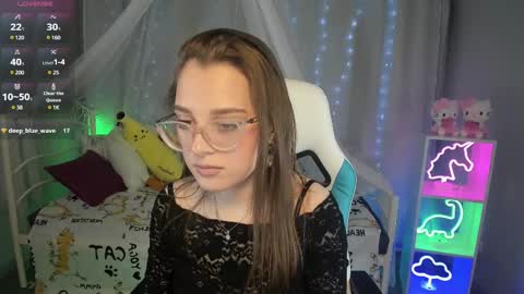 Snapshot of kaisajenner chatting on March 6, 2:41 am Kaisa online show from March 6, 2:41 am