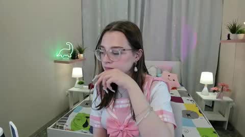 Snapshot of kaisajenner chatting on March 10, 2:28 am Kaisa online show from March 10, 2:28 am