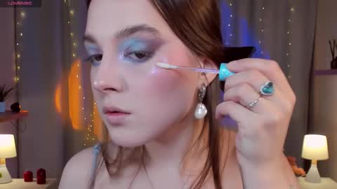 Snapshot of kaisajenner chatting on December 13, 7:53 pm Kaisa online show from December 13, 7:53 pm