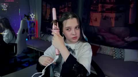 Snapshot of kaisajenner chatting on December 20, 5:53 pm Kaisa online show from December 20, 5:53 pm