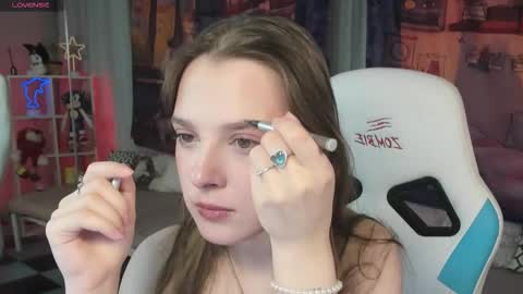 Snapshot of kaisajenner chatting on February 2, 7:07 am Kaisa online show from February 2, 7:07 am