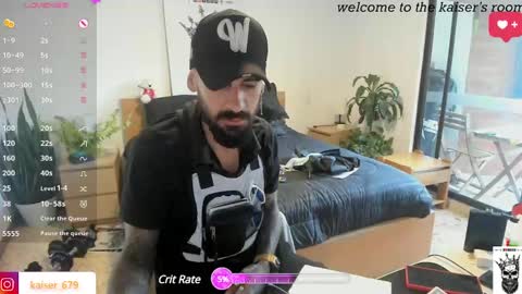 Snapshot of kaiser679 chatting on January 11, 8:21 pm kaiser679 online show from January 11, 8:21 pm