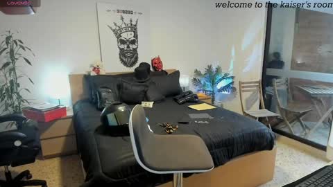 Snapshot of kaiser679 chatting on March 11, 8:09 pm kaiser679 online show from March 11, 8:09 pm