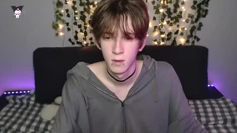 Snapshot of kaislutx chatting on November 21, 8:40 pm slutkai online show from November 21, 8:40 pm