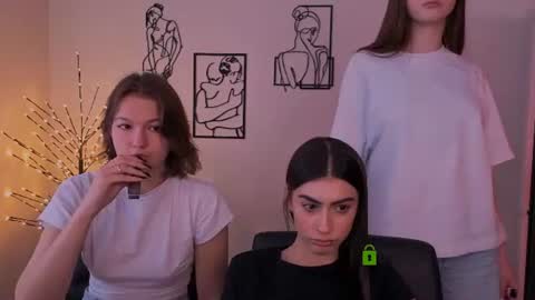 Kaisy online show from July 4, 1:39 pm