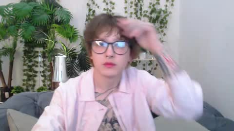 kaitonyan online show from April 4, 12:09 am