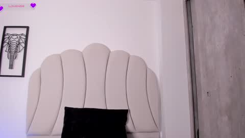 Snapshot of kaity_layne chatting on January 21, 7:50 pm Kaity Lane online show from January 21, 7:50 pm