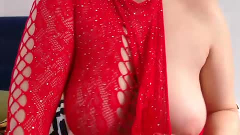 Snapshot of kajasexydoll4u chatting on June 28, 7:25 am Kajasexydoll4u online show from June 28, 7:25 am
