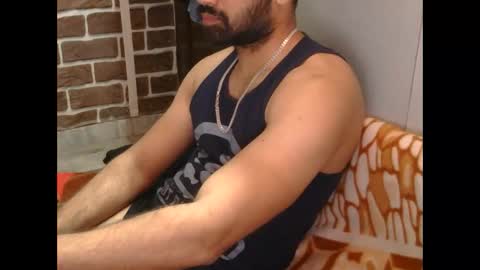 Vicky online show from December 25, 5:15 pm