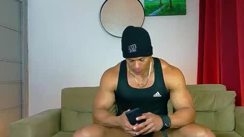 kale thomson online show from April 7, 10:31 pm