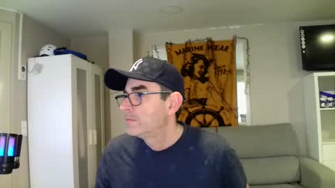 Snapshot of kalem48 chatting on January 30, 11:01 am MusicMen49 online show from January 30, 11:01 am