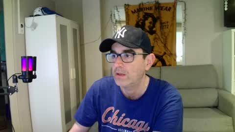 Snapshot of kalem48 chatting on February 27, 9:00 am MusicMen49 online show from February 27, 9:00 am